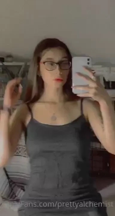 Do u guys like my dress 