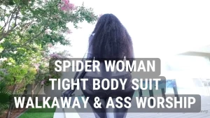 O y s it k y amp ss o s i phat ass spider woman showing off her sexy