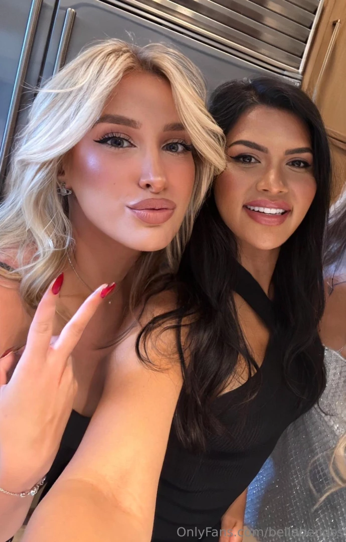 Happy birthday to this stunning angel snackinwithanastasia nbsp 