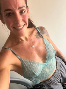 Ok just finished a run so sweaty and yes i wore this running let me go part 1