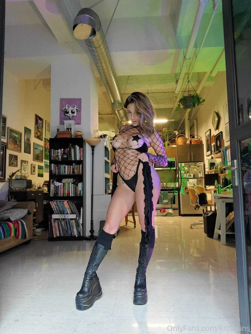 Fishnet fucking bundle you like it when i rip my fishnets off when i 