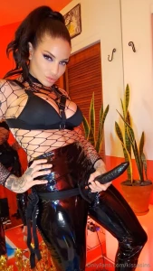 Are you into being fucked let me help