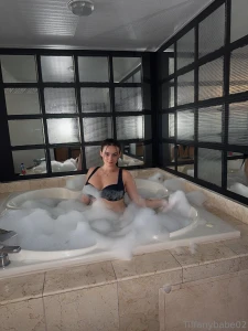 Hot tub birthday fun just me my hands amp a whole lot of moaning it part 1