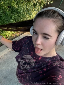 Guess the song that s got me in this mood and share your secret jam