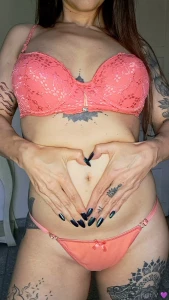 My navel need some love