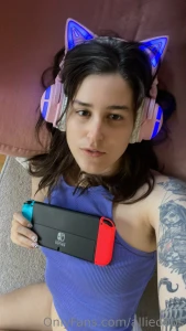 Use mommy s nipples as joysticks