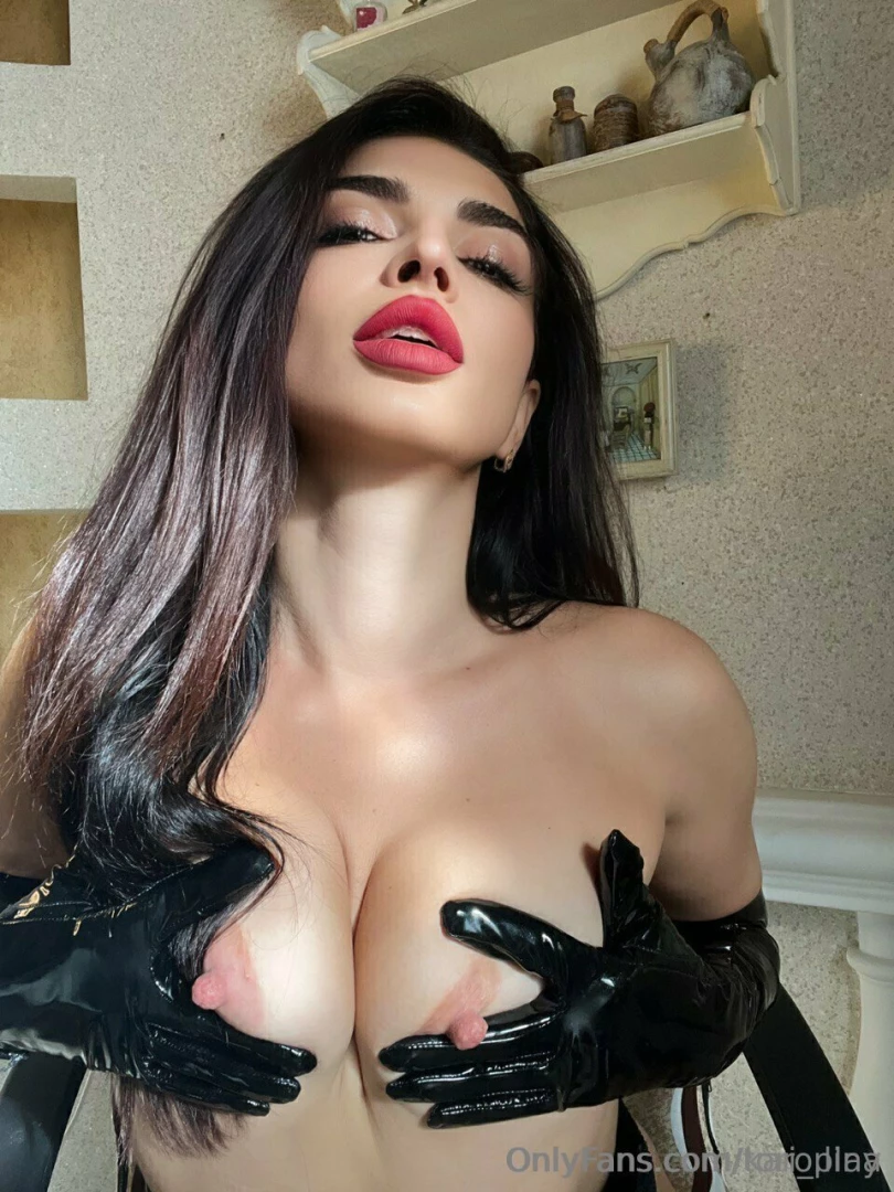 Carolina-main this dirty slut wants you to come inside her right now part 58 