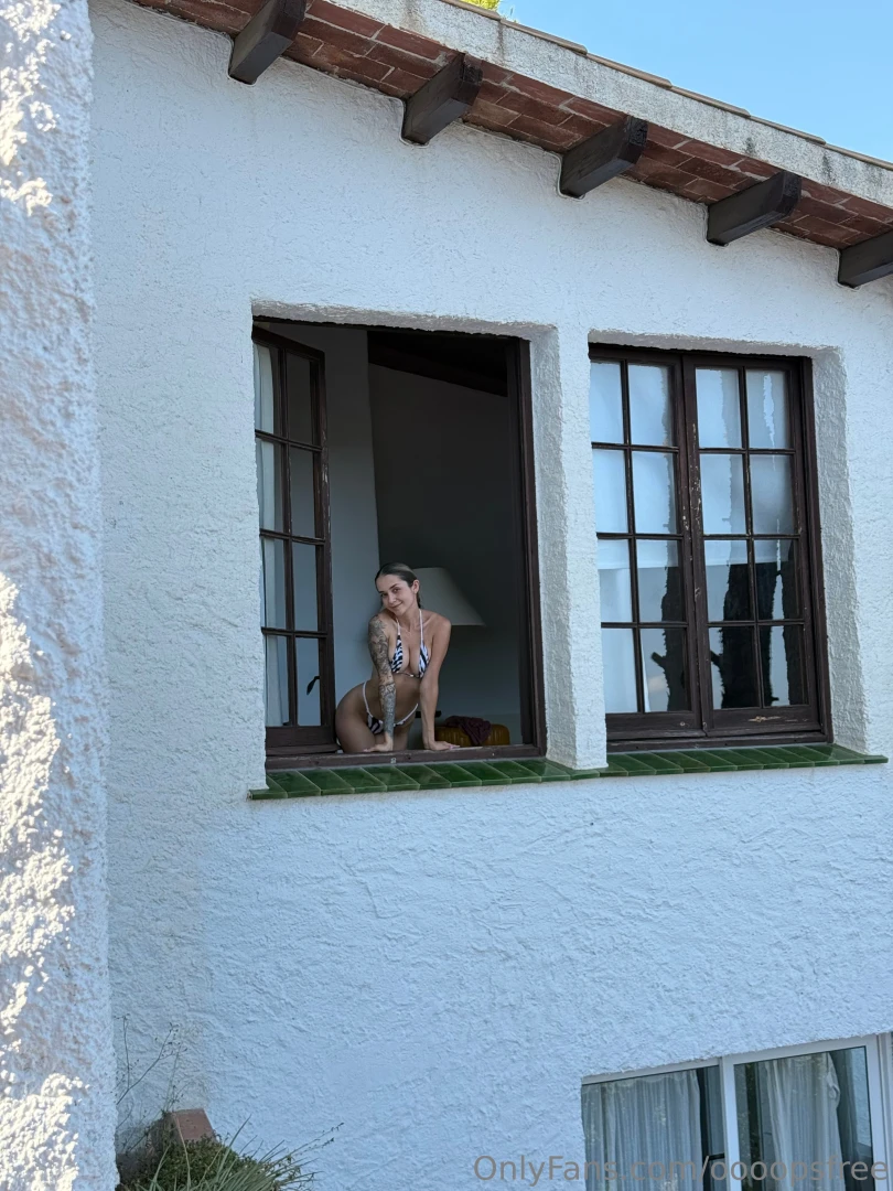 Your dream neighbour for nudes follow me here click oooops__ part 2 