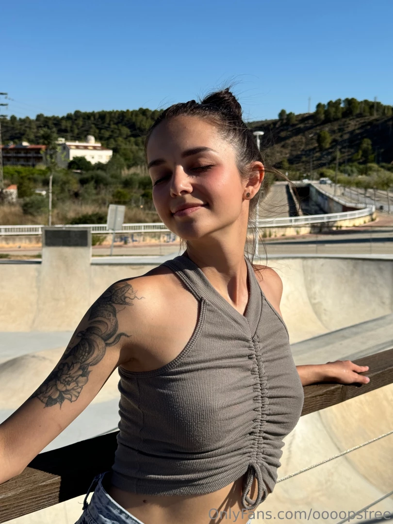 I m waiting for you naked rn here oooops__ stop being just follower 