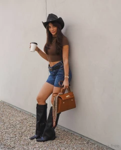 I could be a cowgirl every night just for you