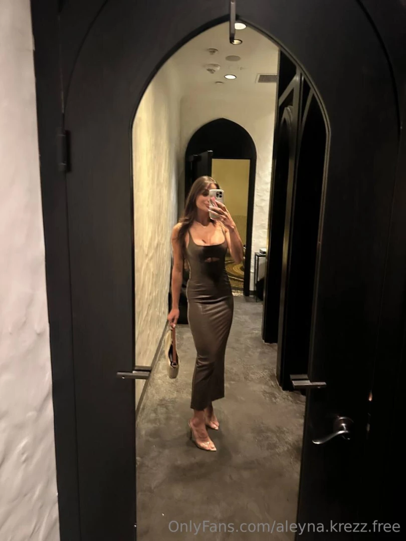 Hip dips i call them curves with character 