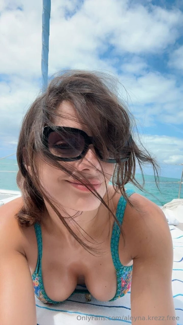 Let s settle this are tan lines sexy or not 
