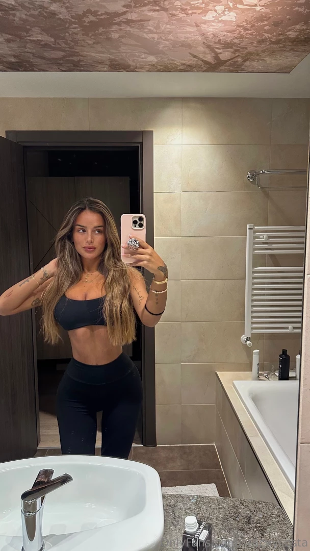 Good night lovers xx 