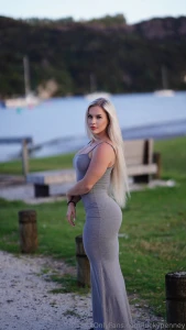 Just out here catching some sunshine and good vibes