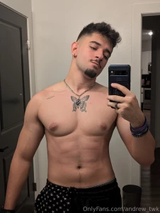 Gains so good even the mirror s mirin