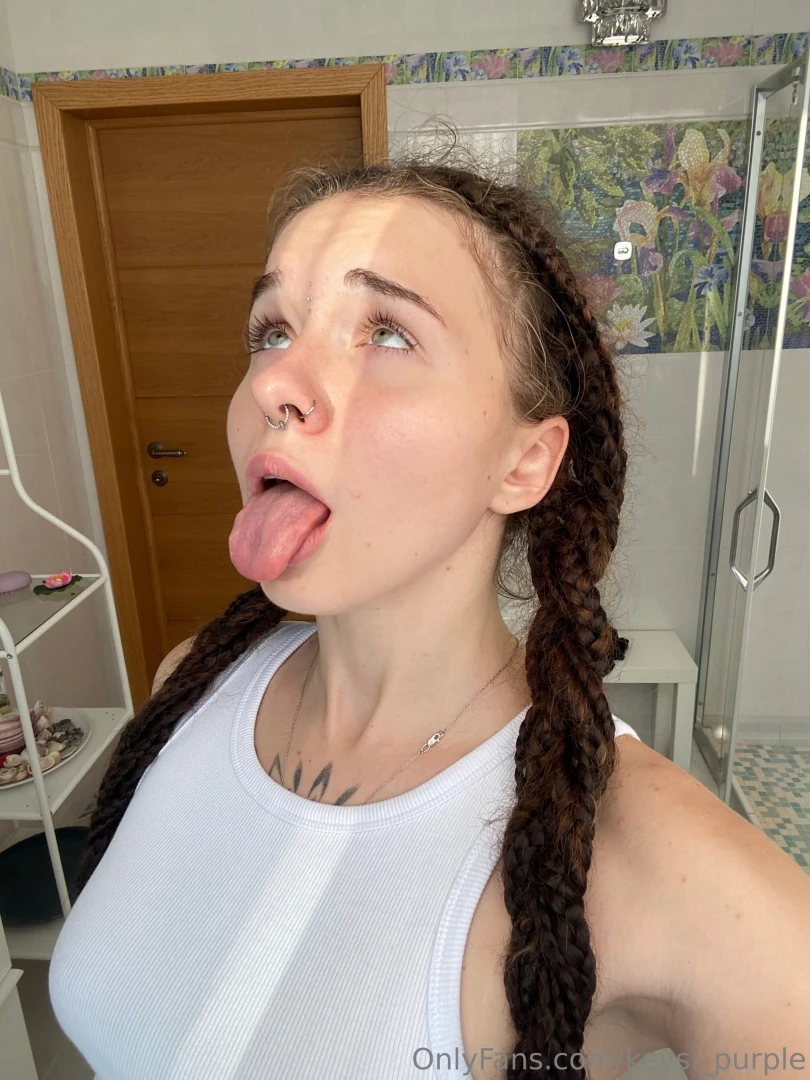 Like me if you want to go on a date with me comment - if you want it part 1 