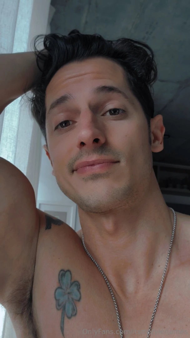 Hope your day is amazing left a humpday surprise in your inbox 