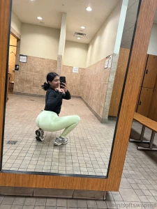 Gym nudes was feeling myself so i pulled my legging and sports bra