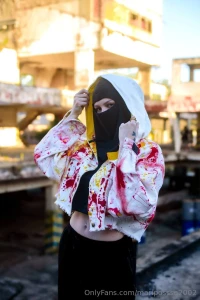 Yo empty your pockets kidding i m an angel my designer bestie roped me part 2