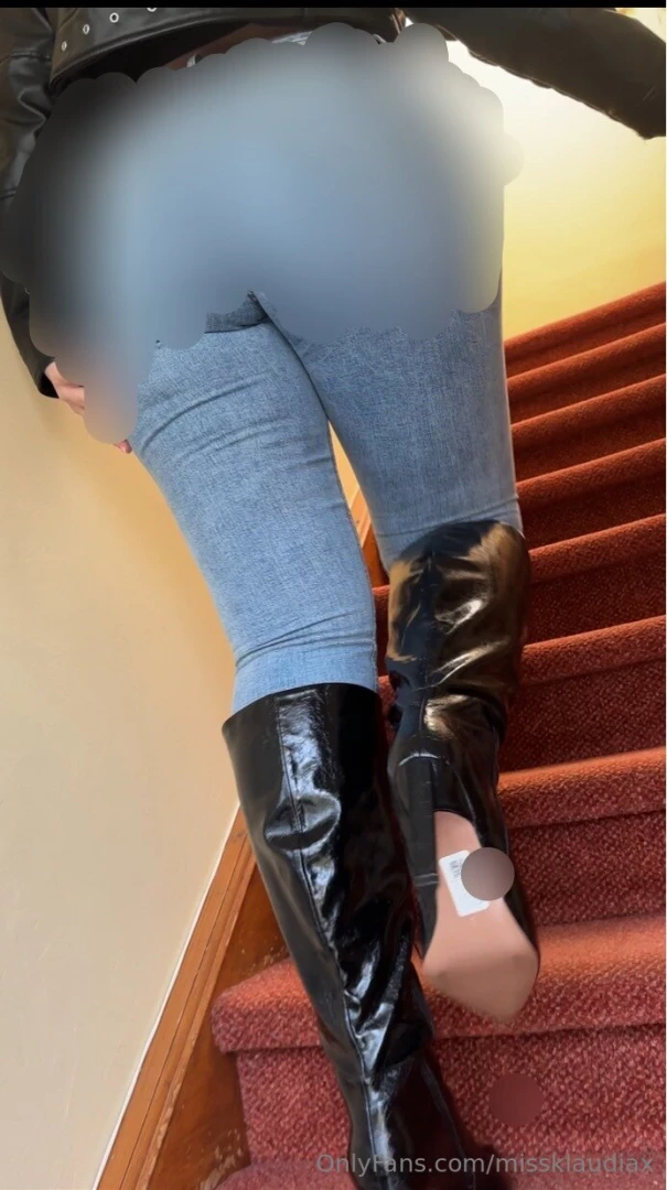 Follow me on all fours like a good pup while i walk up the stairs in 