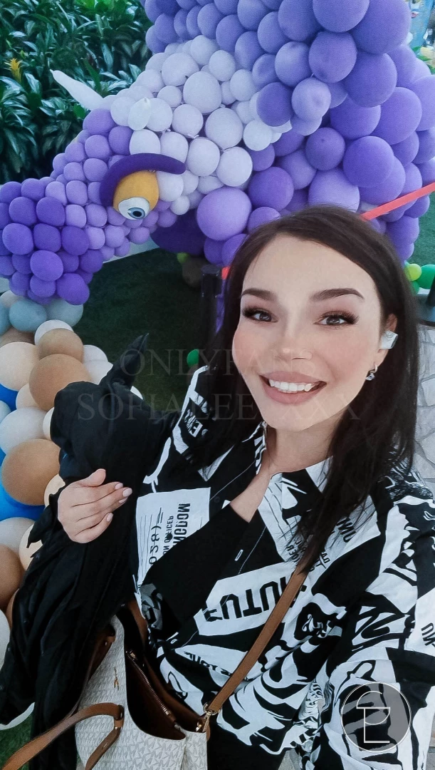 Today s dinosaur day i was shopping today and such a giant surprise part 3 