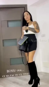 Lexa secretara care mereu intarzie full vid cu rol roleplay postat pe