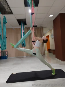 Suspended between the sky and my desires part 1