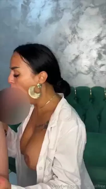 Hei iubitul meu am pentru tine un film porno rauuu trebuie s vezi neap part 1 