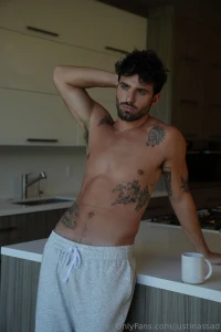 It s 5 o cock somewhere thats the saying right whats your drink of