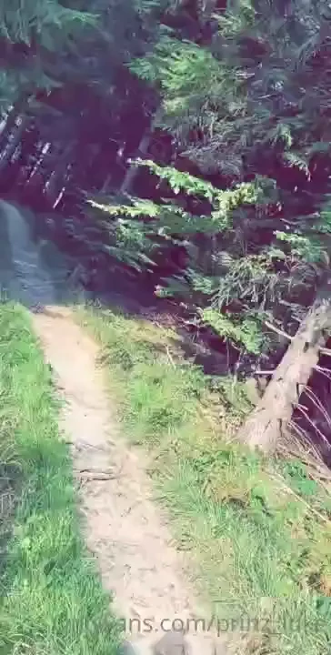 Got horny during a walk 