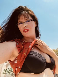 Can you cum out amp play with me baby my ass is bursting out of my