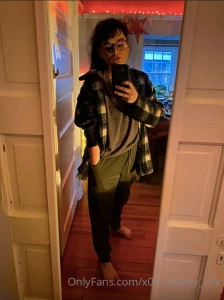 Someone keep me company while i fold laundry rn discounted video chats