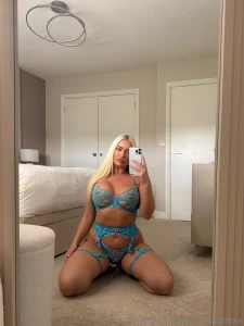 Should i suck it or fuck it