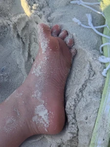 Sandy feet part 17