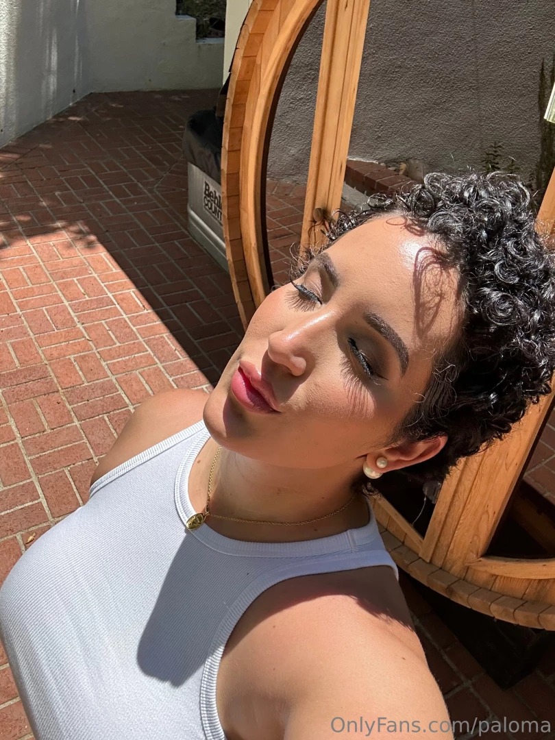 Some people are experiencing so much rain and flooding rn so i just 