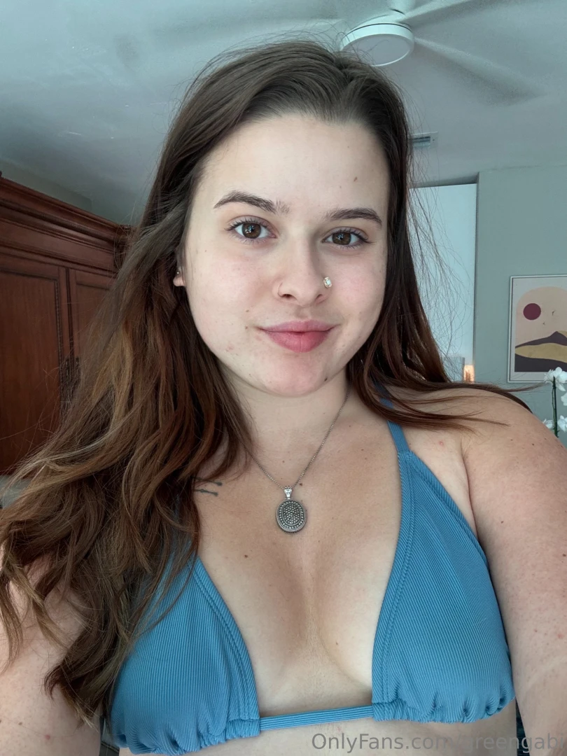 No makeup just all natural gabi 