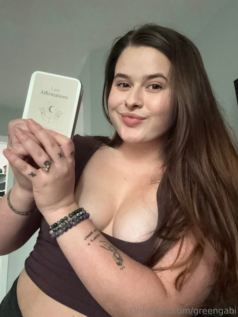 Have you ever tried daily positive affirmations such a mood booster 