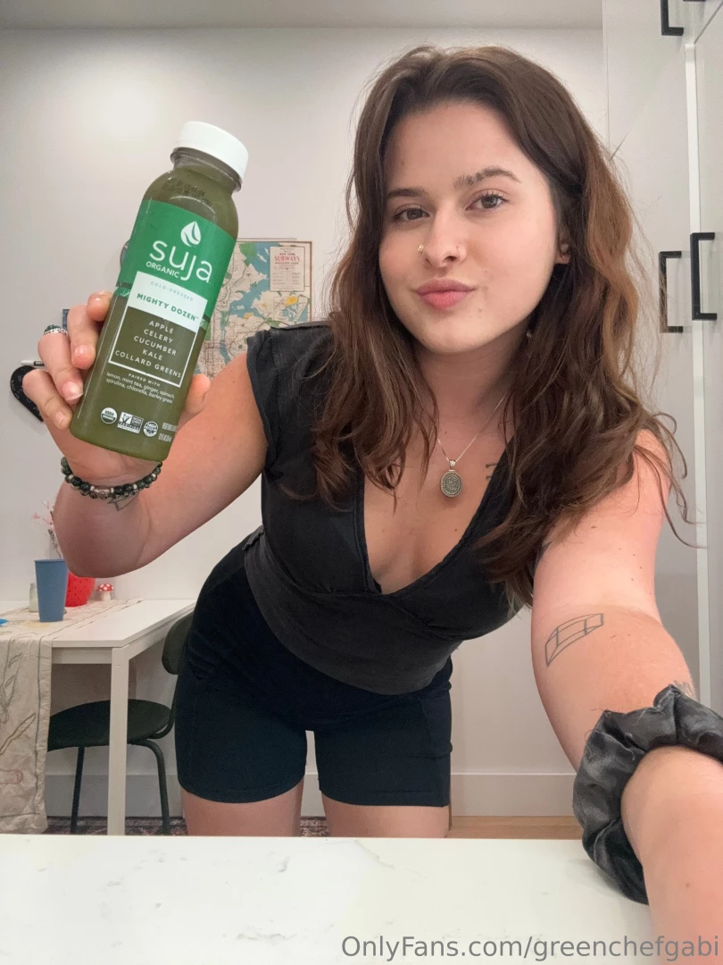 Have you guys tried these green juices saw them at my grocery store part 1 