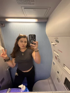 Doing some quick traveling can you help distract me in the dms