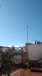 Mis vecinos est n espiando mi momento de masturbaci n en la terraza