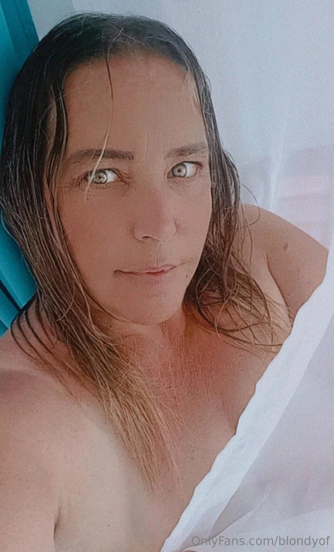 It s a beautiful afternoon to fuck leave me a like to know that you 