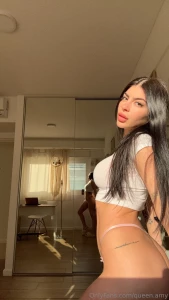 Which photo do you like better in the feed above or in the stories