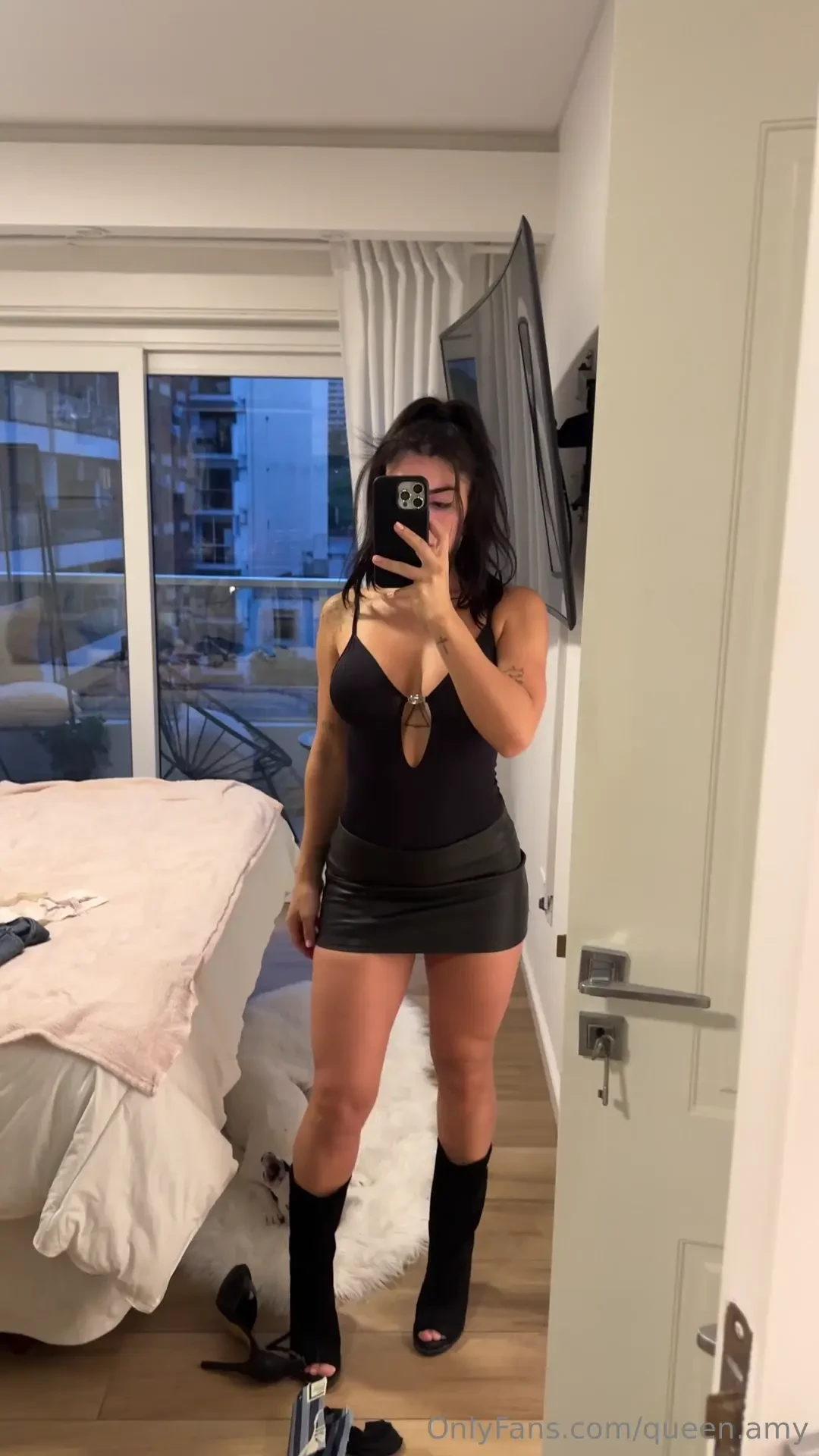 Ready to help me choose an outfit for tonight i m so worried about 