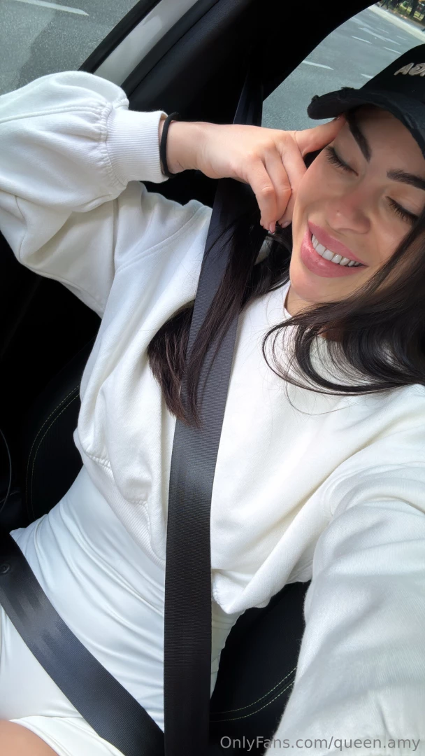Let s see how well you know queen amy what can bring such a smile to 