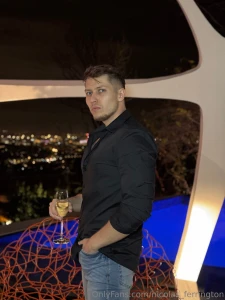 How do i look i made lots of exciting stuff for you