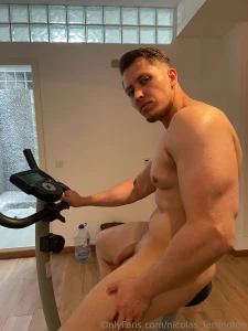 Just ordered a brand new 19cm dildo filming new content with it this