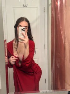 Your dream girl is just a dm away wanna say hi