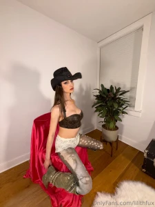This cowgirl doesn t need reins just your ideas on how i should ride
