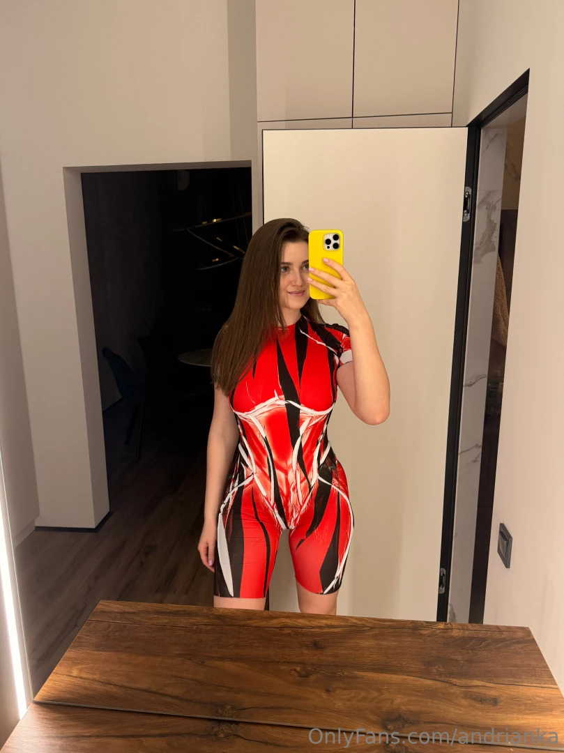 I look like a super heroine in this outfit wonder what my superpowers 