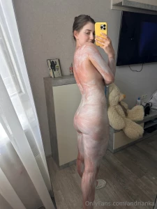 Don t want to get sunburnt help me spread it out